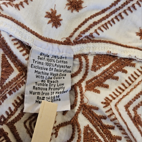 Johnny Was White Shirt with Lt. Brown Embroidery(B2) - Picture 4 of 5